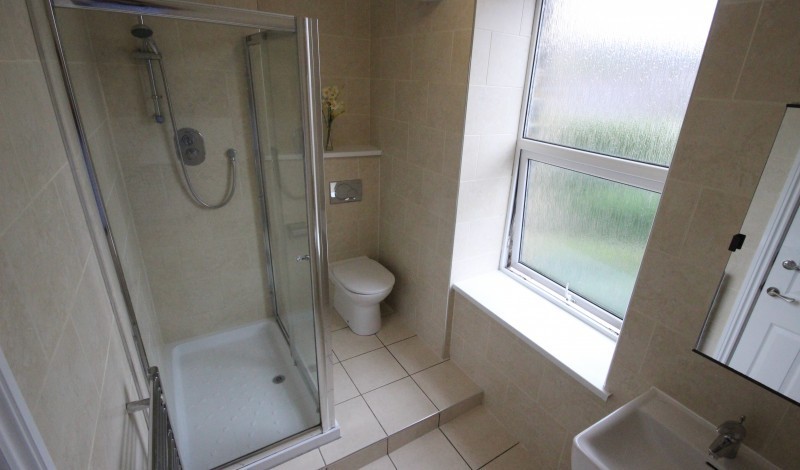 Shower Room with WC at 62 Barber Road